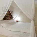 3 Bedroom Beautiful In * Bacina