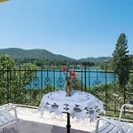 3 Bedroom Beautiful Apartment In Bacina *