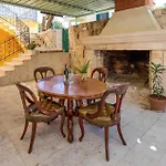 Διαμέρισμα 3 Bedroom Beautiful Apartment In Bacina Bacina