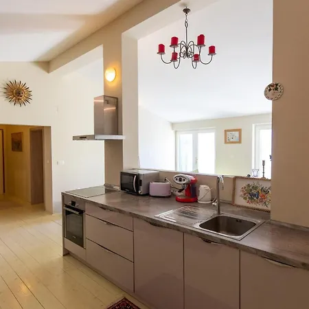 3 Bedroom Pet Friendly In