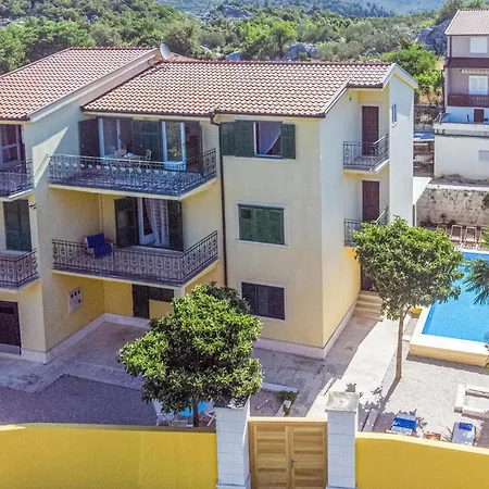 Gorgeous In Apartamento Bacina