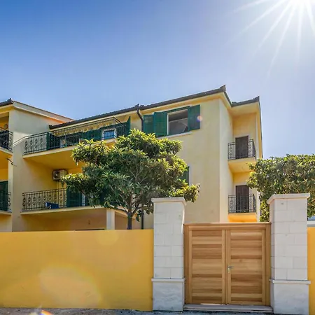 Gorgeous In Apartamento Bacina